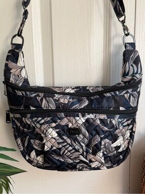 Lug Lily Black Hippy 2 Limited Edition Crossbody Bag – NWOT, RFID Protection